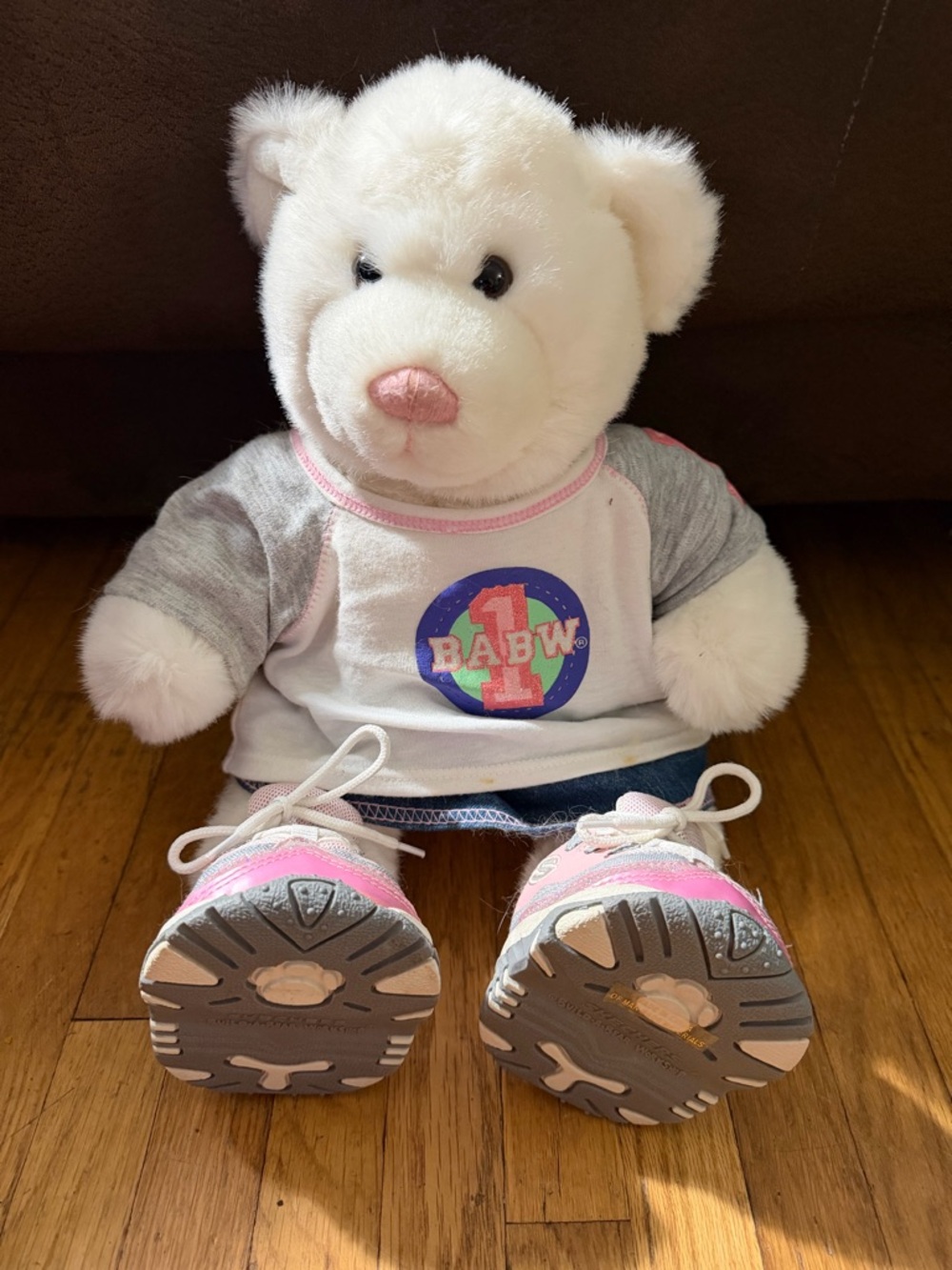 Build -A-Bear White Bear w/outfit & Sketchers sneakers